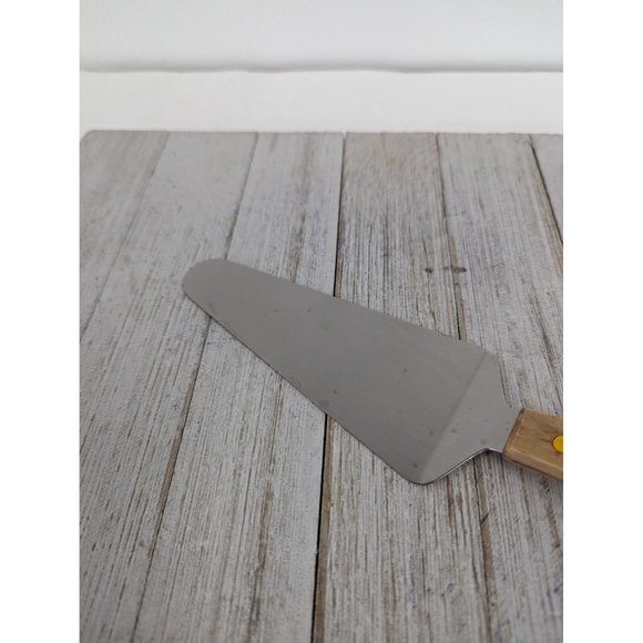 Stainless Steel Pie Spatula Server 9 1/2" Wood Handle - Picture 2 of 6